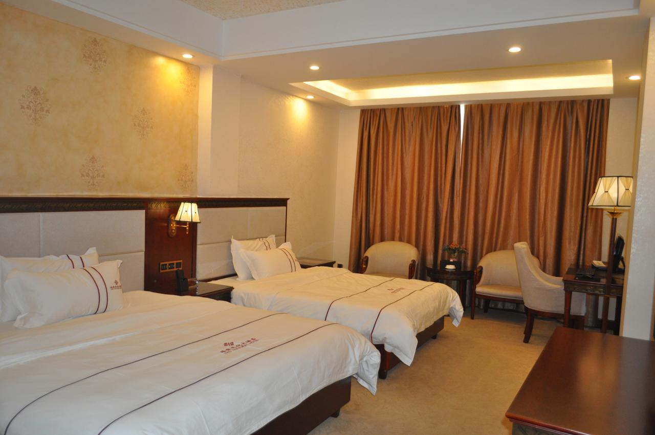Guangdong Yao Cultural Hotel Liannan Dış mekan fotoğraf